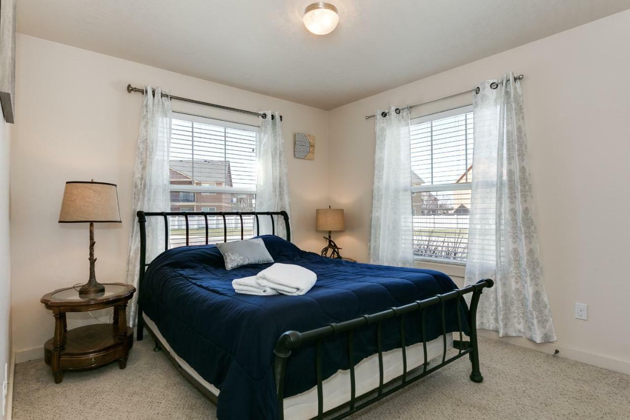 Gray Cloud Townhomes Meridian Luaran gambar