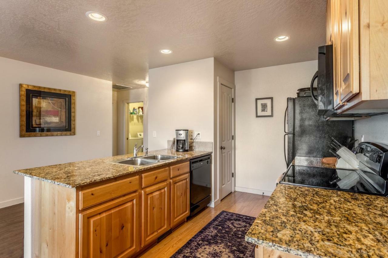 Gray Cloud Townhomes Meridian Luaran gambar