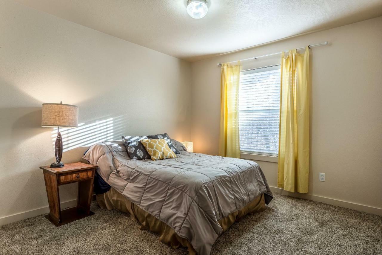 Gray Cloud Townhomes Meridian Luaran gambar