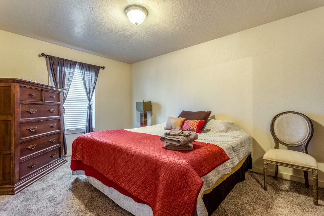 Gray Cloud Townhomes Meridian Luaran gambar