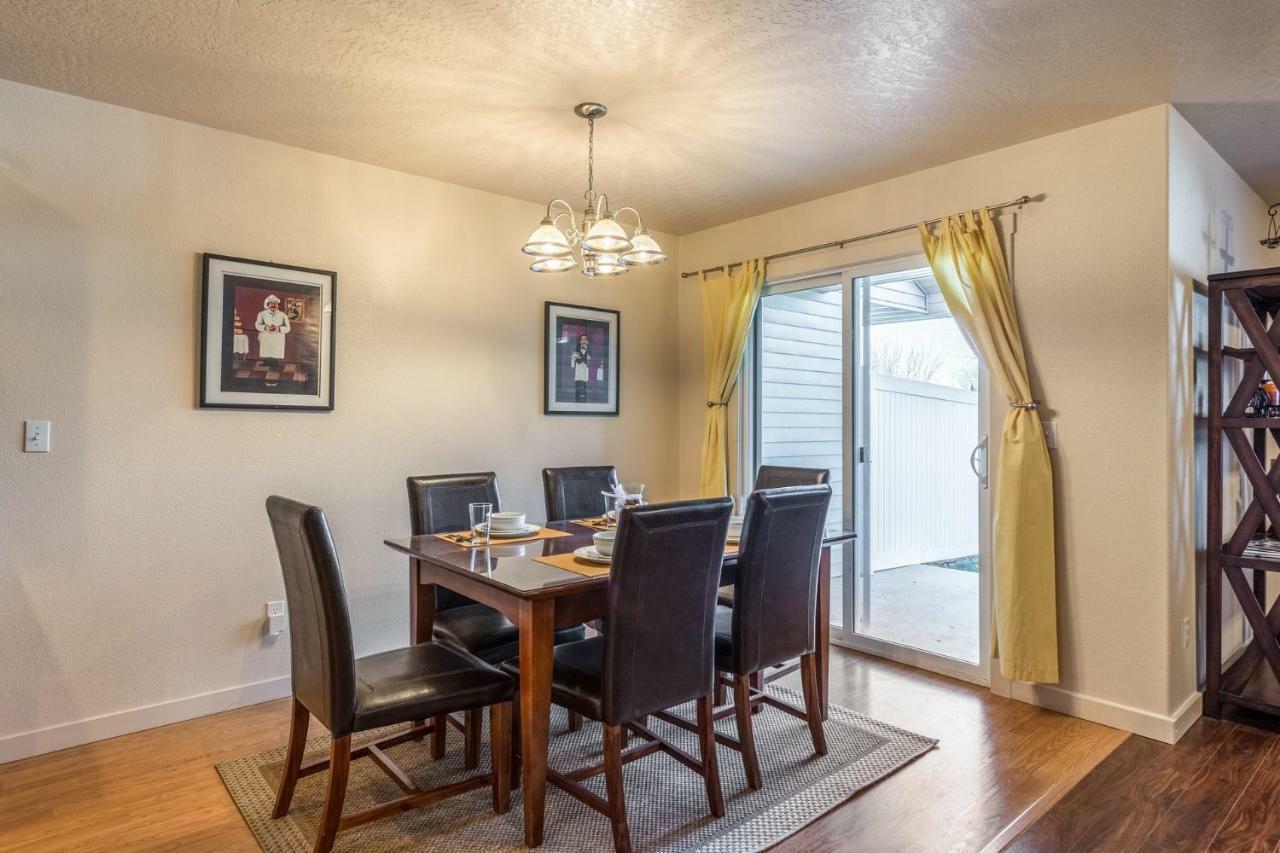 Gray Cloud Townhomes Meridian Luaran gambar